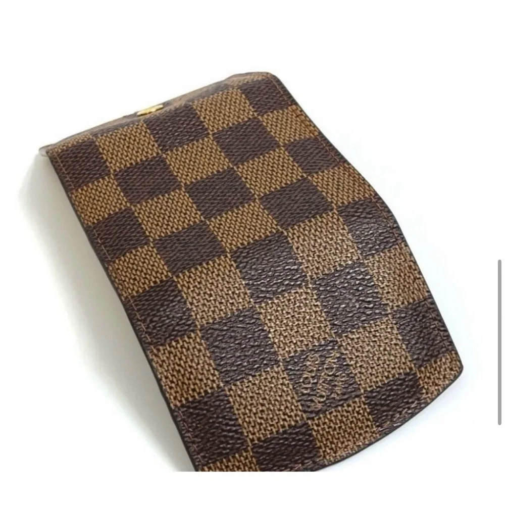 Authentic Louis Vuitton NEW cufflinks case damier ebene leather with box